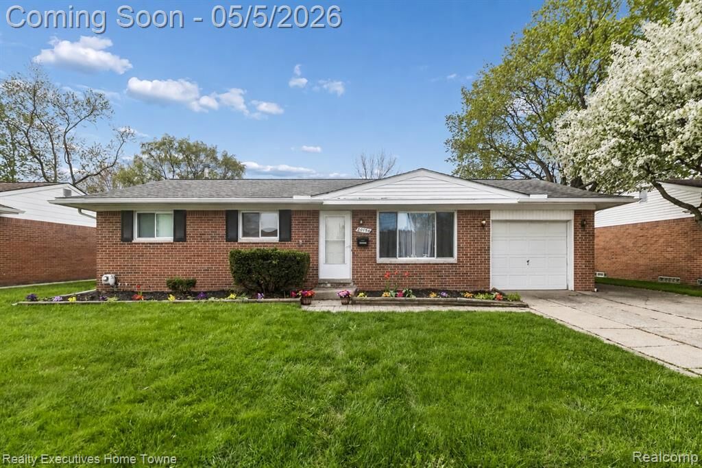 Property Photo: 20790 Shoreview Street MI 48035 1639