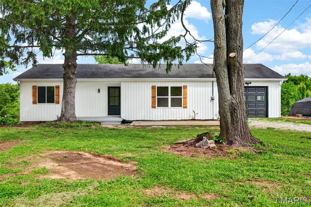 Property Photo:  3840 Gravois Road  MO 63051 