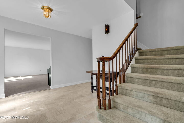 Property Photo:  11 London Court  NJ 08753 
