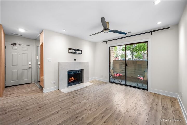 Property Photo:  2060 N Rand Road 101  IL 60074 