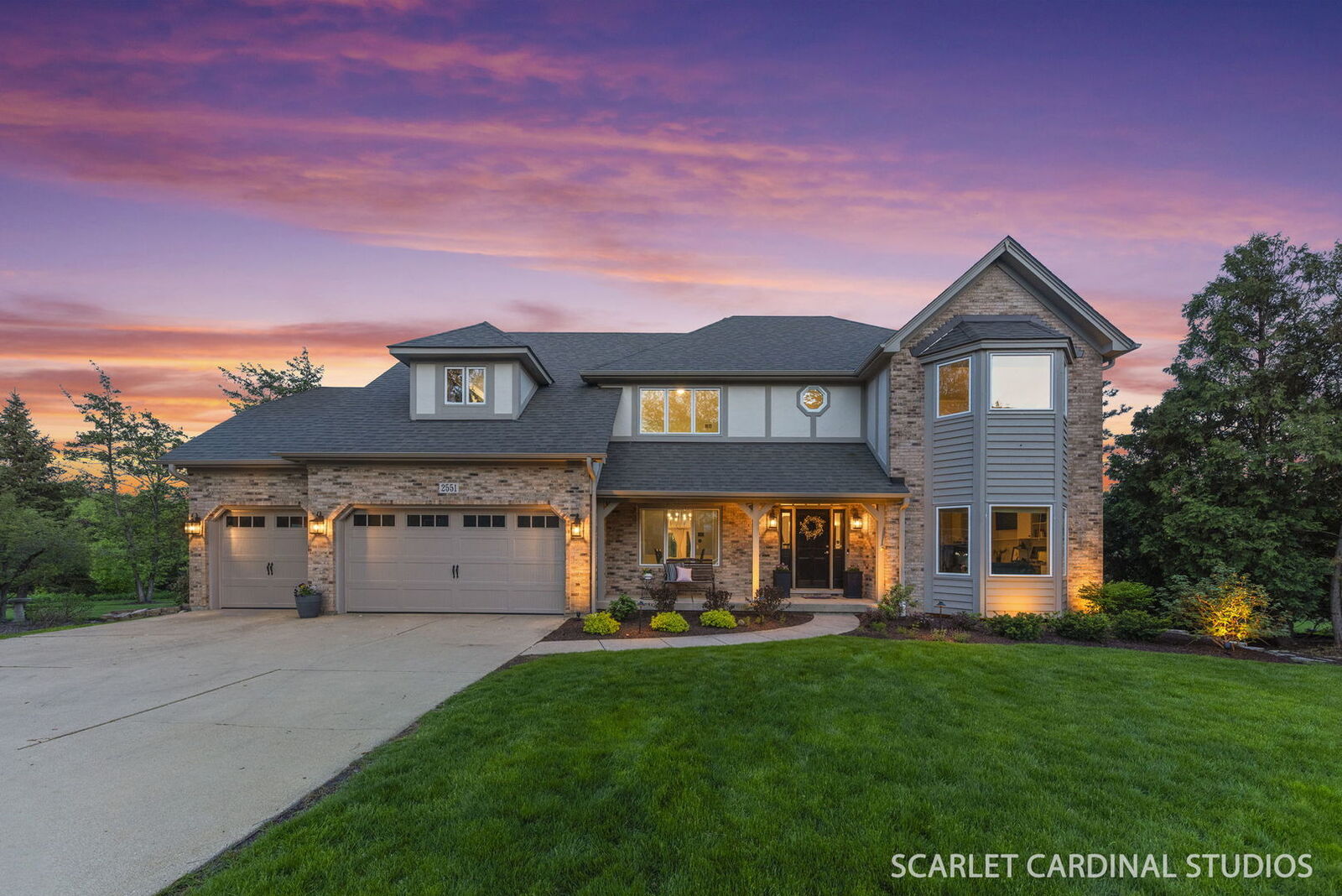 Property Photo: 2551 Whiteway Court IL 60504