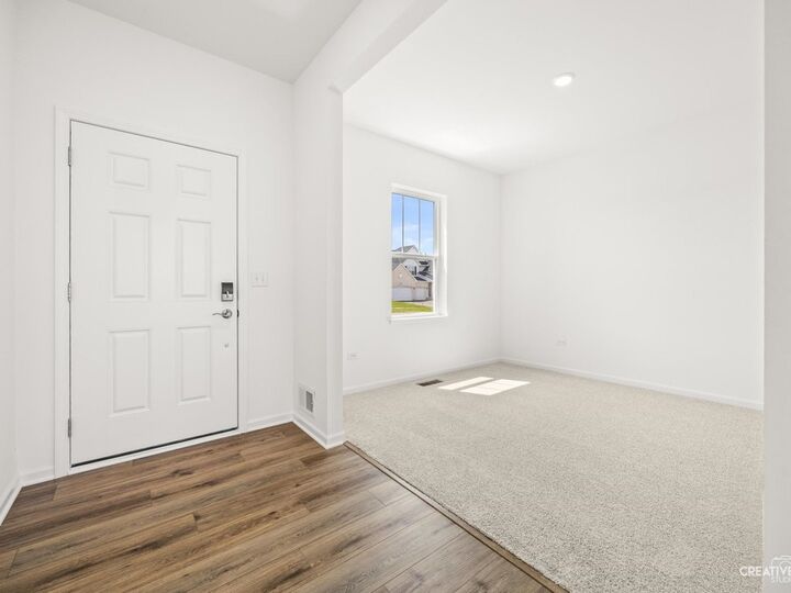 Property Photo:  421 Hathaway Lane  IL 60543 