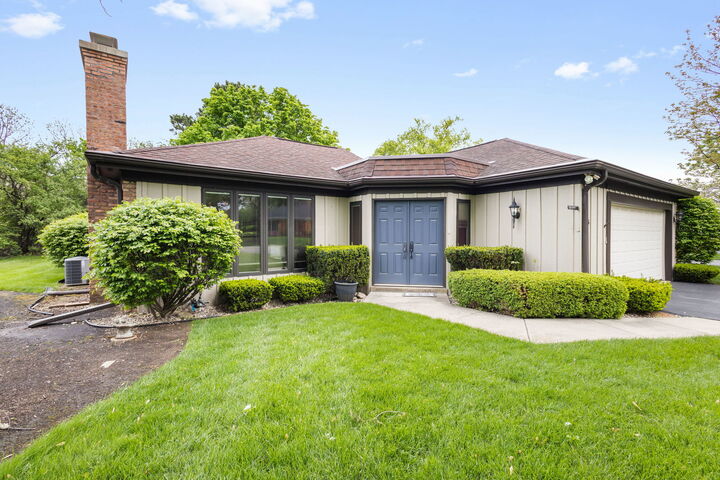 Property Photo: 715 Tomlin Drive A1 IL 60527