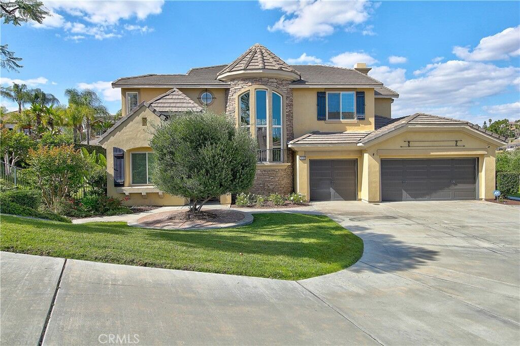 Property Photo: 14182 Crystal View CA 92508