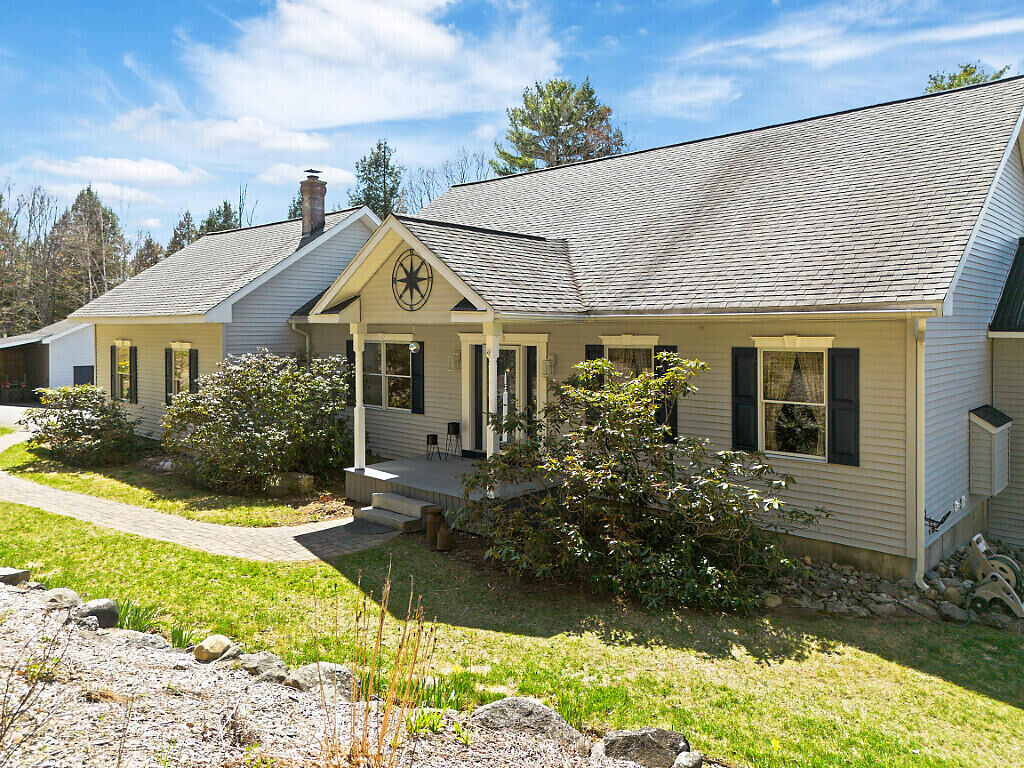 Property Photo:  559 Sandy River Road  ME 04349 