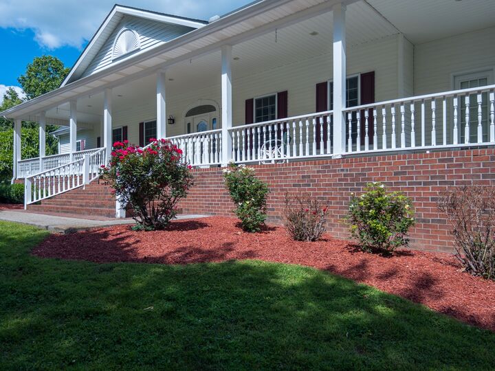 Property Photo:  904 Weeping Willow Rd  TN 37075 