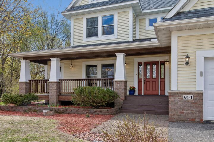 Property Photo:  914 Quail Pass  MN 55313 