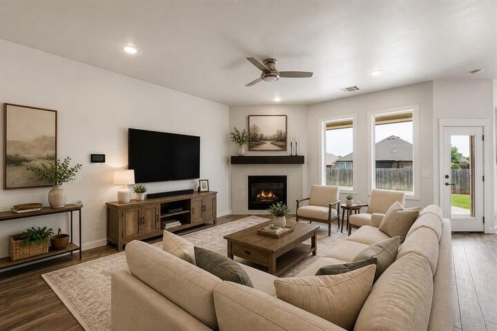 Property Photo:  15920 Capri Lane  OK 73013 