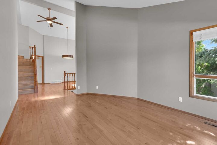 Property Photo:  260 Hawkwood Boulevard NW  AB T3G 3E8 