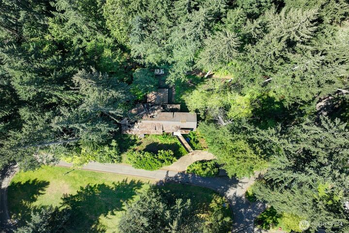 Property Photo:  3815  131st Avenue NE  WA 98005 