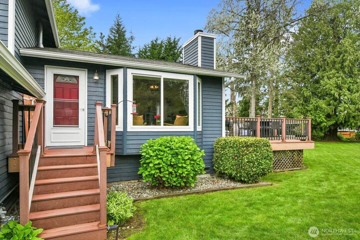 Property Photo:  16226  2nd Place W  WA 98087 