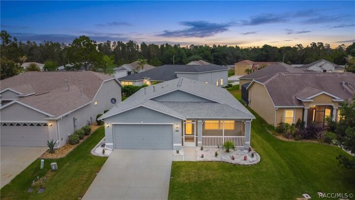 Property Photo:  27114 Roanoke Drive  FL 34748 
