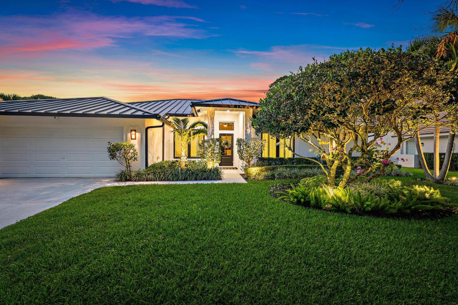 Property Photo:  6685 Winding Lake Drive  FL 33458 