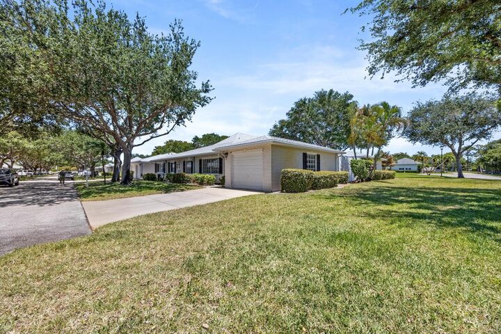 Property Photo:  10168 43rd Trail S  FL 33436 
