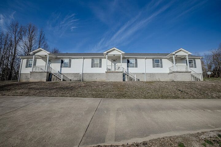 Property Photo:  796 Oliver Street  KY 42164 