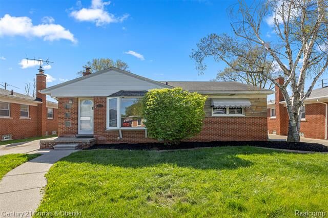 Property Photo:  8821 Royal Grand  MI 48239 