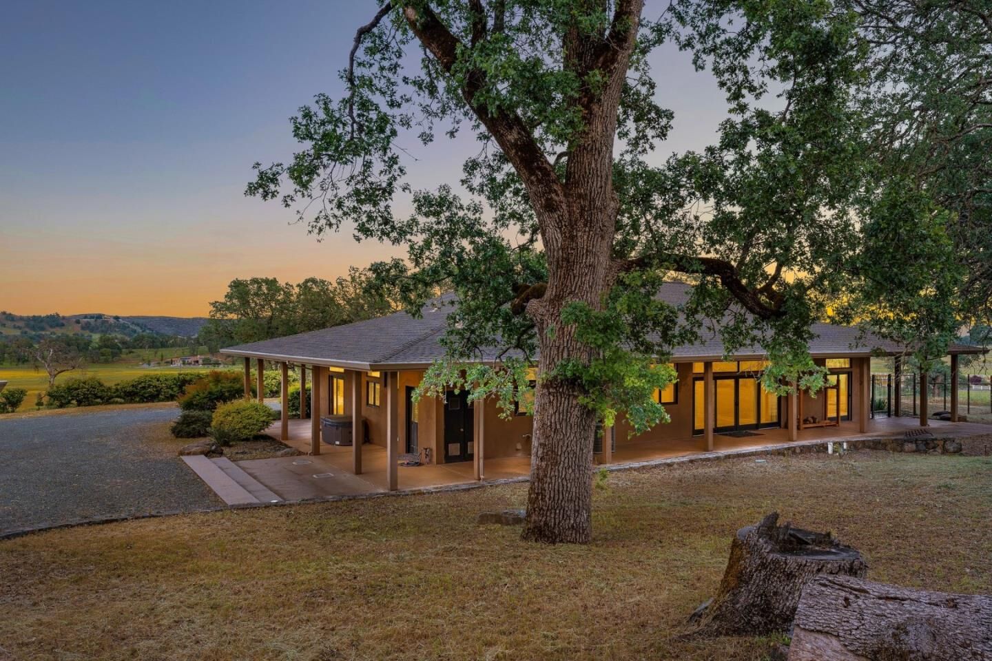 Property Photo:  17205 Black Oak Hill Drive  CA 95461 