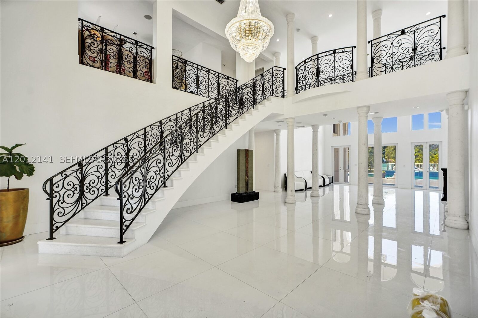 Property Photo:  12401 SW 45th St  FL 33175 