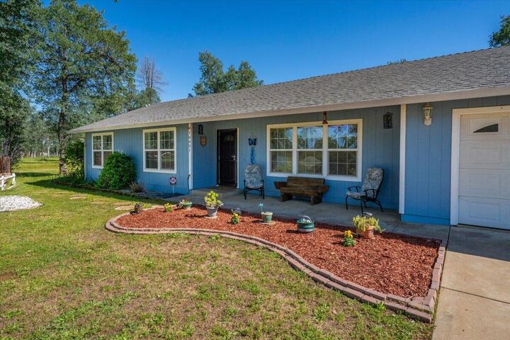 Property Photo:  16651 Dorvel Lane  CA 96007 