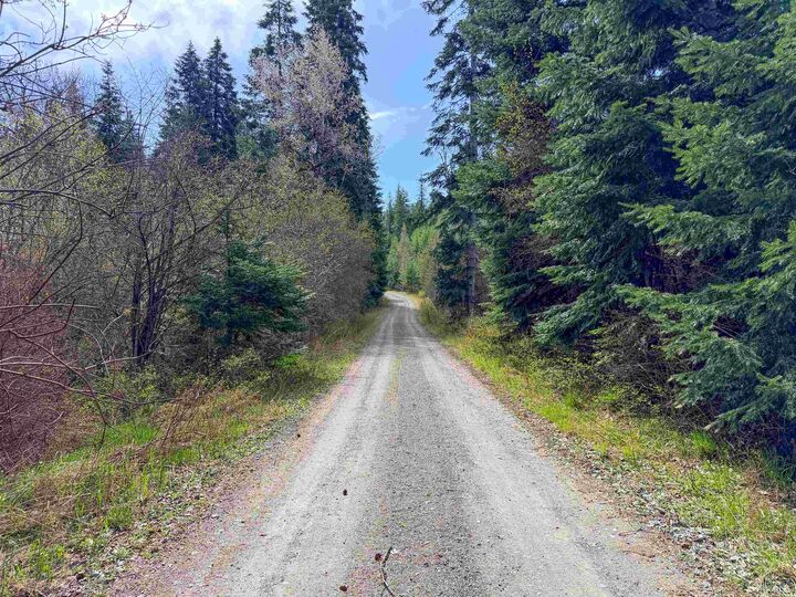 Property Photo:  4224-C Grouse Creek Rd C  WA 99148 