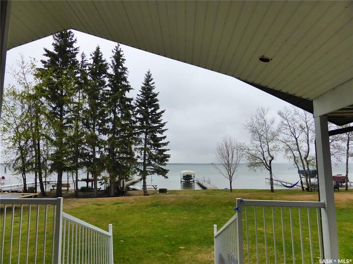 Property Photo:  5 Mathews Crescent  SK S0M 1J0 
