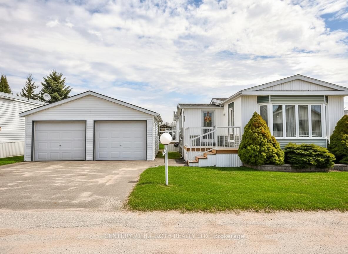 Property Photo: 4103 Lynn Street ON L3V 0V7
