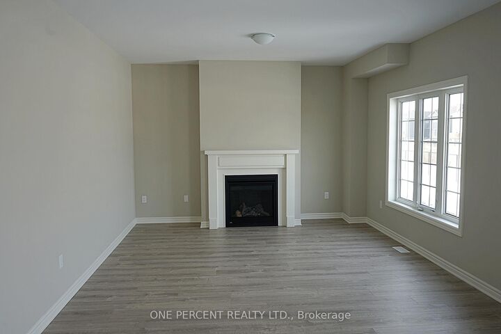 Property Photo: 262 Springfield Crescent ON L0M 1S0