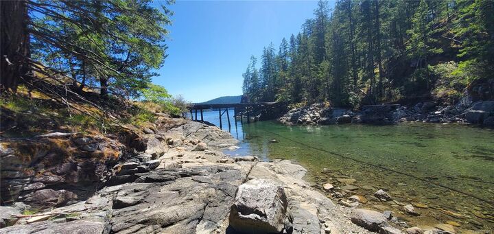 Property Photo: 226 Bold Point Rd BC V0P 1H0