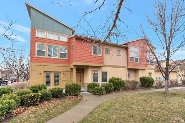 Property Photo: 3766 W Periwinkle Dr UT 84095