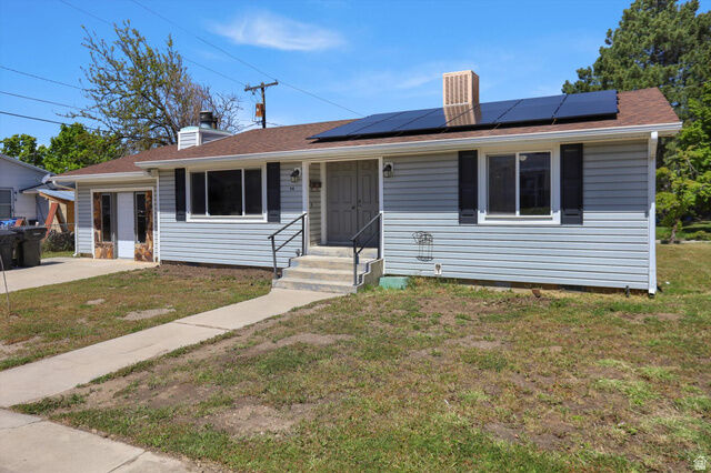 Property Photo: 114 W 400 N UT 84302