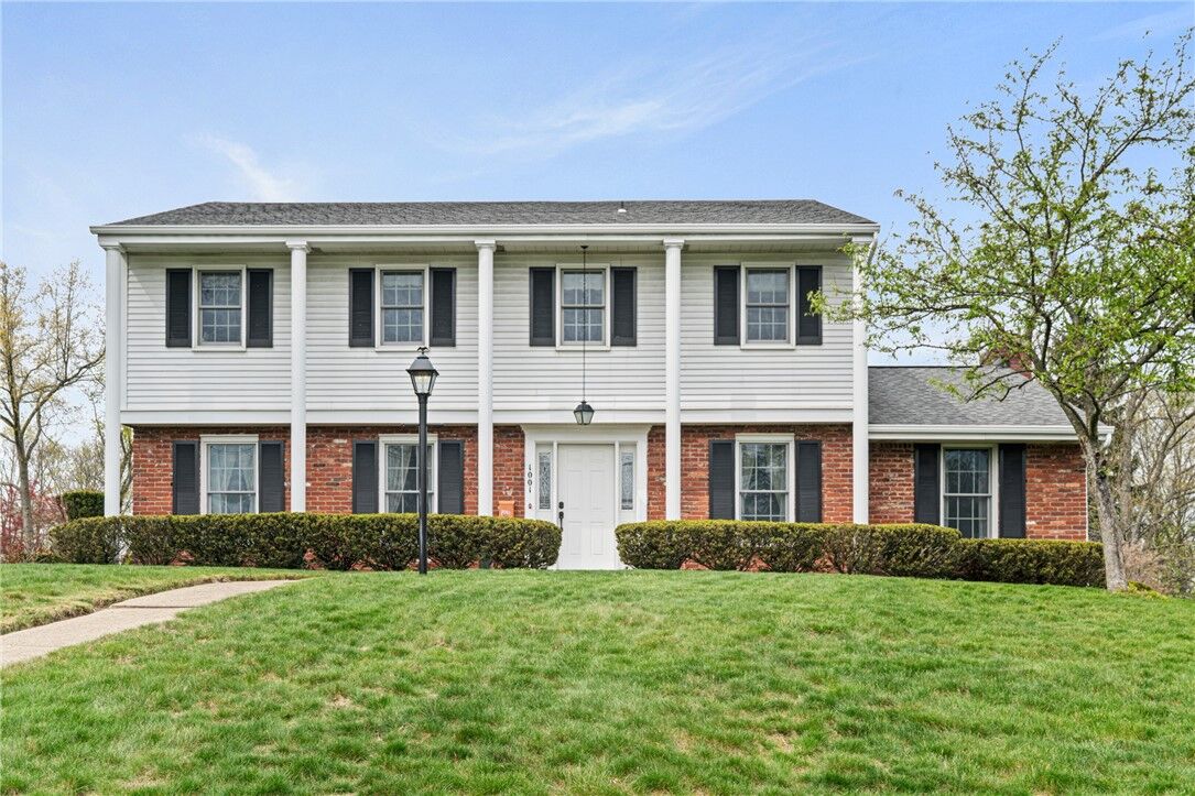 Property Photo: 1001 Centergate Drive PA 15102