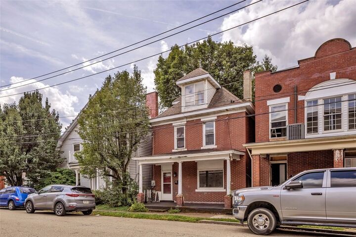 Property Photo:  344 N Pennsylvania Ave  PA 15601 