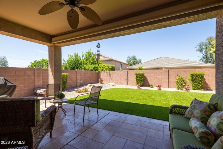 Property Photo: 23124 N 41st Street AZ 85050