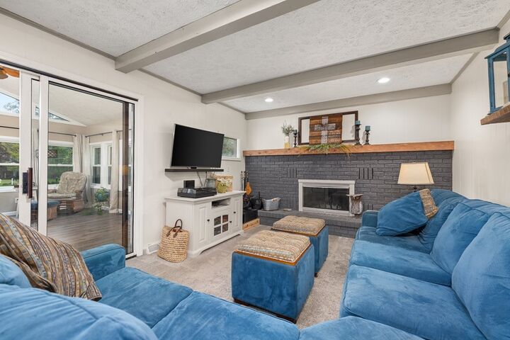 Property Photo:  1323 Olde Post Rd  OH 44805 