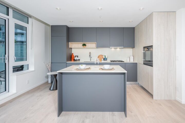 Property Photo: 6300 Minoru Boulevard 420 BC V6Y 0N1