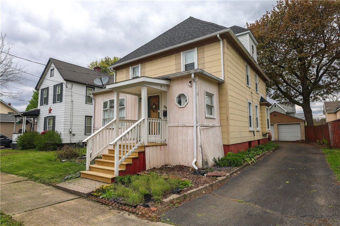 Property Photo: 719 Seneca Place NY 14904