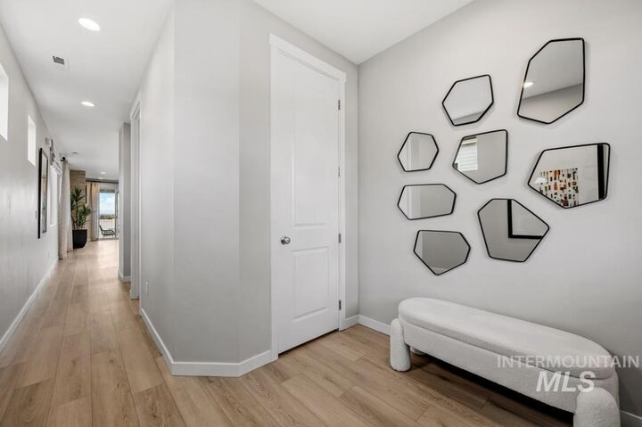 Property Photo:  2333 N Asner Ave  ID 83669 