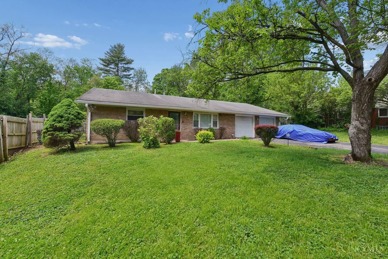 Property Photo:  9613 Kosta Drive  OH 45231 