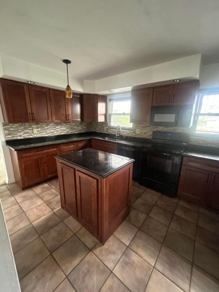 Property Photo:  2997 Easthaven S Court  OH 43232 