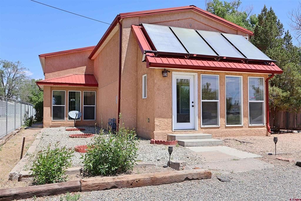 Property Photo:  807 13th Street  CO 81101 