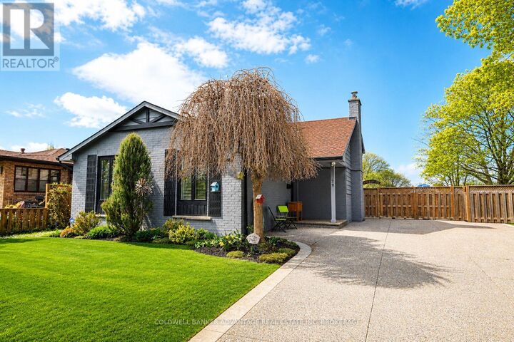 Property Photo:  29 Willcher Drive  ON L2M 6R2 