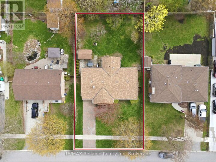 Property Photo: 313 Krohmer Drive ON N7A 4G8