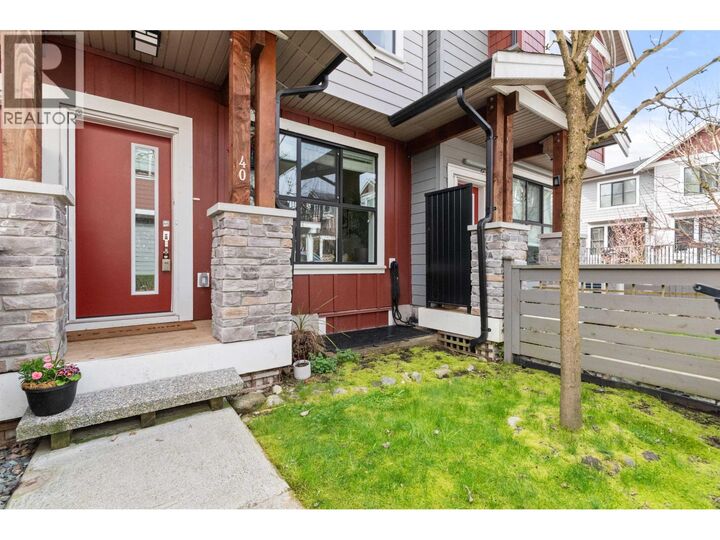 Photo de la propriété:  13260 236 Street Street 40  BC V4R 0G6 