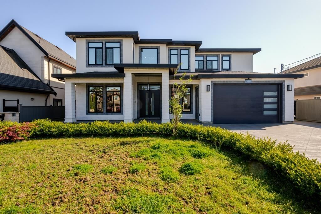 Property Photo: 12560 90 Avenue BC V3V 1B8