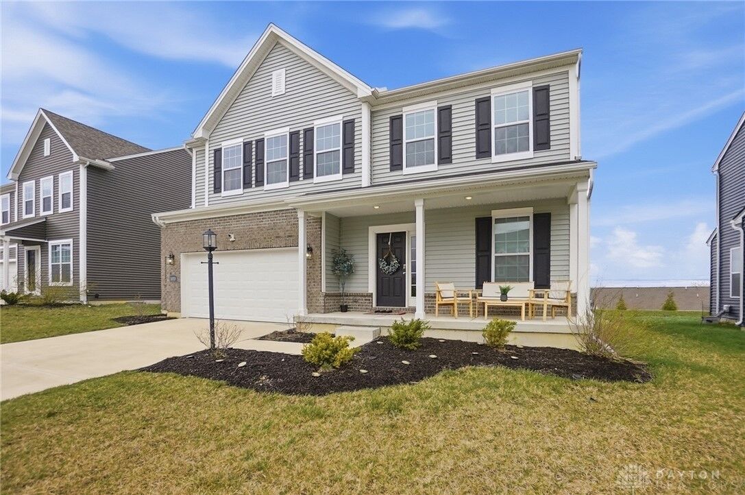 Property Photo: 3059 Chamberlin Drive OH 45342