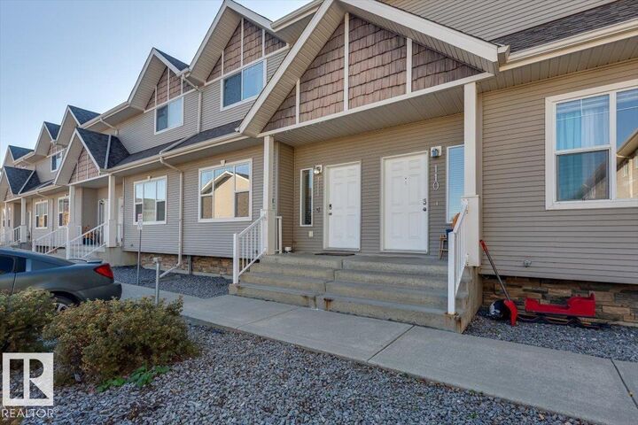Property Photo: 50 Lucky Place 111 AB T4S 0E3