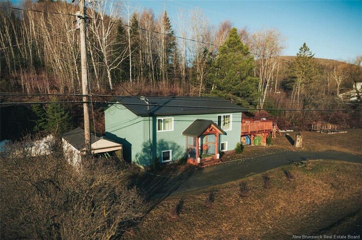 5722 Centrale Street — photo 1