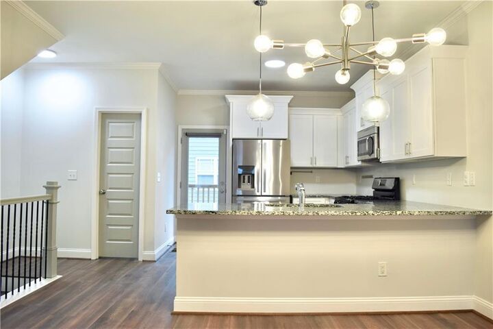 Property Photo: 1365 Memorial Drive SE 13 GA 30317