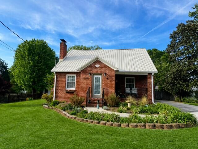 Property Photo:  245 Hiwassee Avenue NE  TN 37312 