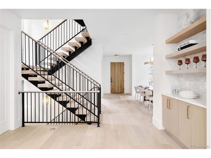 Property Photo:  634 S Race St  CO 80209 